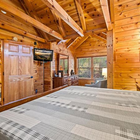 Mountain Laurel Holiday Home Гатлинбург Экстерьер фото